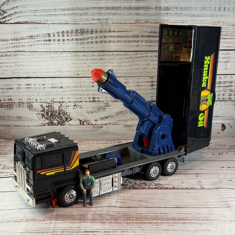 Vintage 1986 Kenner M.A.S.K. Outlaw V.E.N.O.M. Tanker Truck Nash Gori Figure